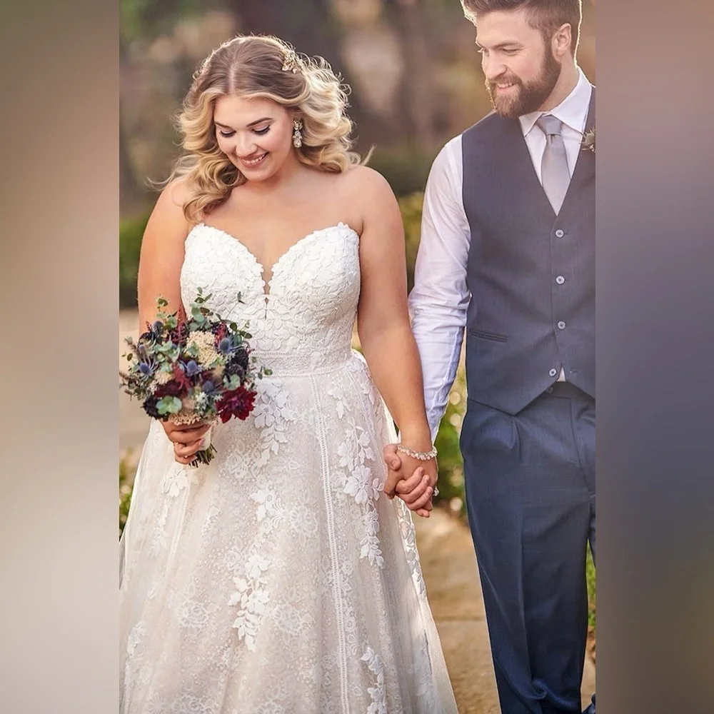 Essence of Australia Boho Strapless Plus Size A-Line Wedding Dress With Lace